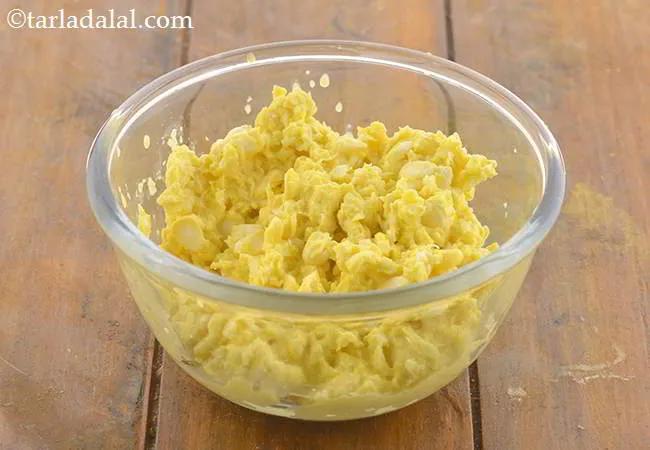 Step 2 – To make <strong>Makai Galouti Kebab</strong>,first blend the sweet corn kernels finely in a mixer and …