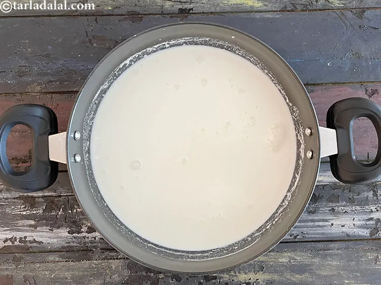 Step 6 – To make&nbsp;<strong>malai kulfi | malai kulfi with Milkmaid condensed milk |&nbsp;eggless Indian malai kulfi | …