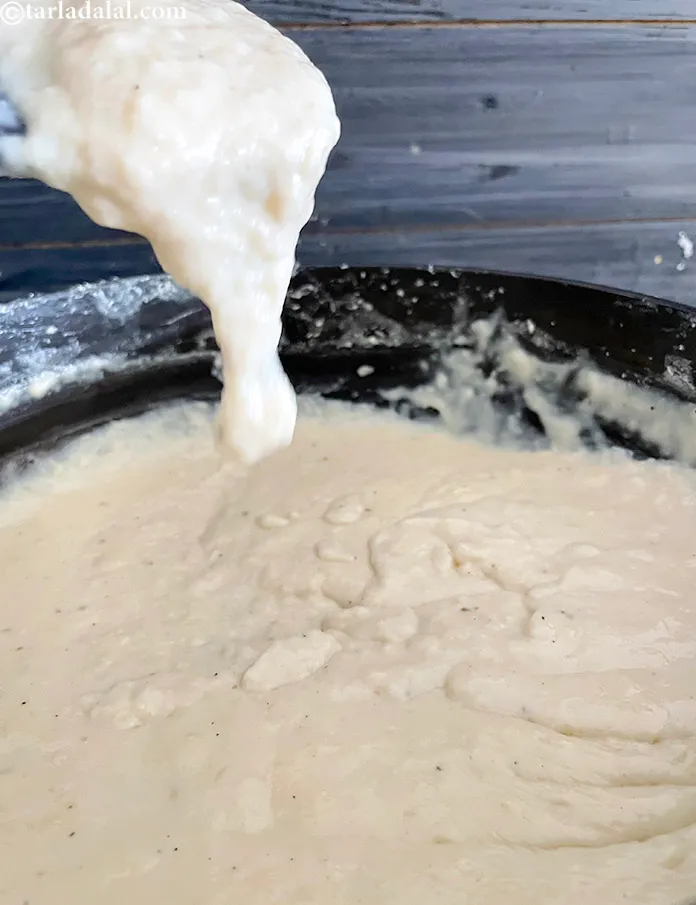 स्टेप 31 – मिश्रण गाढ़ा होना चाहिए और आपका कुल्फी मिश्रण तैयार है।