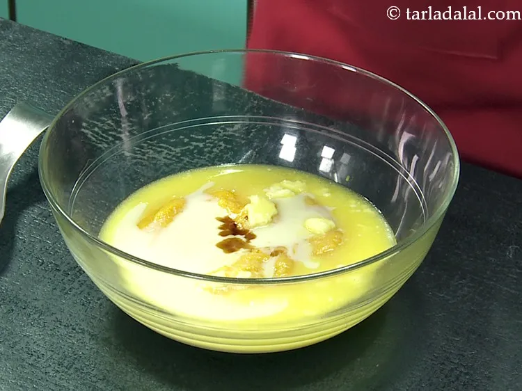 Step 19 – Add 1/4 tsp&nbsp;<a href="https://www.tarladalal.com/glossary-vanilla-essence-406i">vanilla essence</a>. This is for additional flavour.&nbsp;