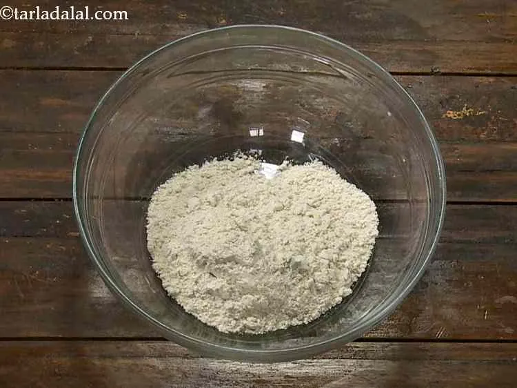 Step 1 – To make&nbsp;<strong>masala khakhra | whole wheat masala khakhra | Gujarati whole wheat masala khakhra | …