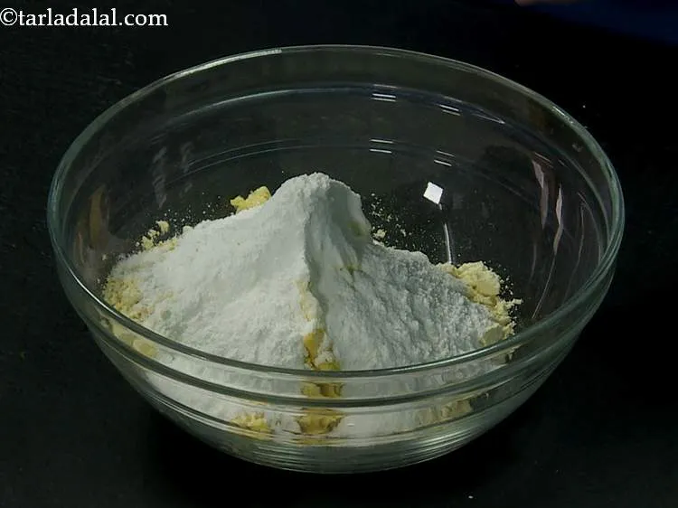 Step 3 – Now add the rice flour to ensure crispiness.