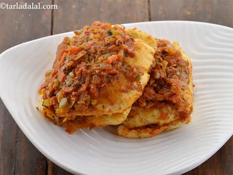 Step 28 – Serve the <strong>masala pav</strong> immediately with lemon wedges and chopped onions. Enjoy <strong>masala pav </strong>hot …