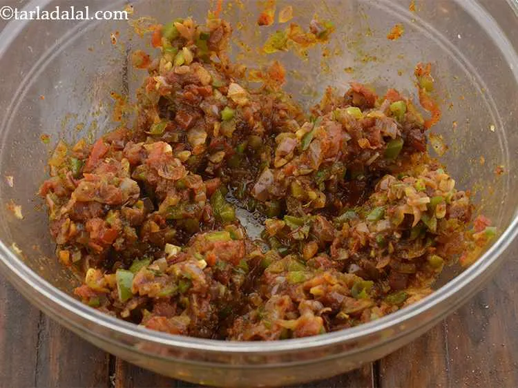 Step 14 – Divide the masala into 6 equal portions. Keep aside.