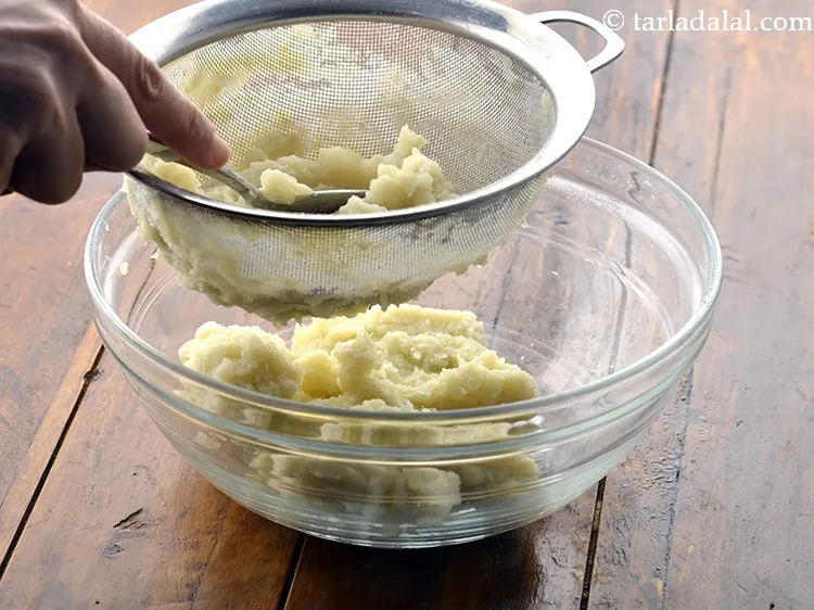 Step 18 – To make <strong>mashed potatoes recipe | homemade mashed potatoes without milk (vegan) | dairy free …