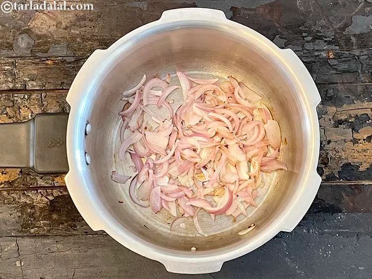 Step 9 – Saut&eacute; on a medium flame for 1 to 2 minutes.