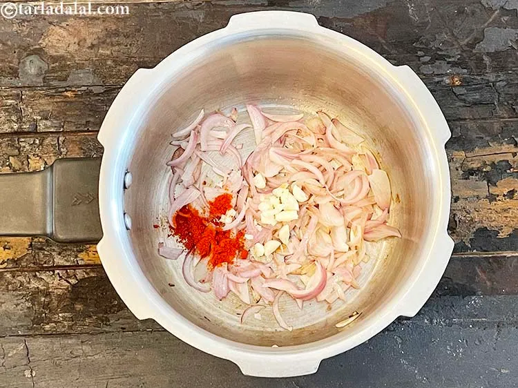 Step 11 – Add&nbsp;<meta charset="UTF-8" />1/4 tsp&nbsp;<a href="glossary-chilli-powder-red-chilli-powder-339i">chilli powder</a>.