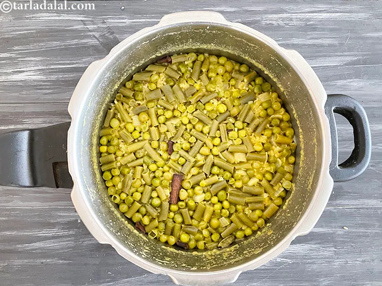 Step 36 – Allow the steam to escape before opening the lid.