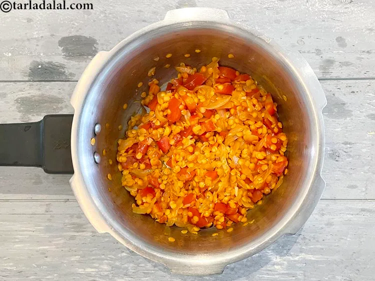 Step 18 – Saut&eacute; for 1 more minute.