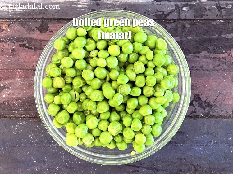 Step 8 – Your boiled fresh green peas are ready to use in any sabzi.
