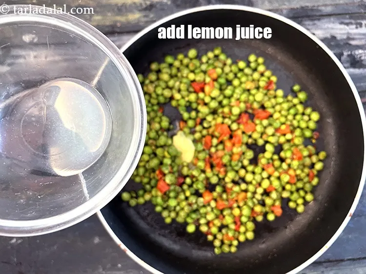 Step 27 – Add&nbsp;<meta charset="UTF-8" />1 tsp&nbsp;<a href="glossary-lemon-juice-numbi-ka-ras-nimbu-ka-juice-471i">lemon juice</a>.