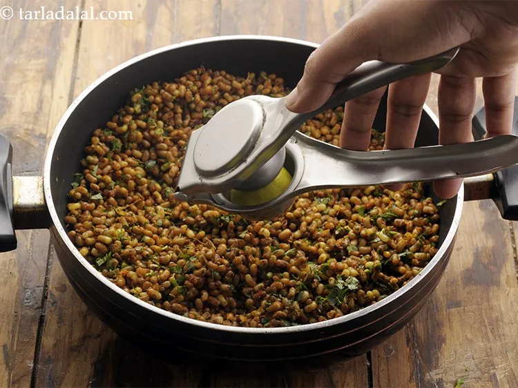 Step 33 – Switch off the flame and add lemon juice and mix well.