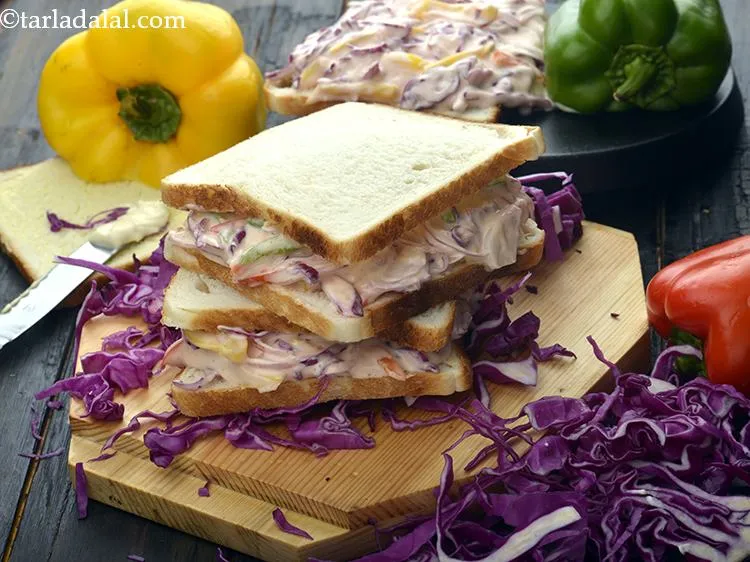 स्टेप 15 – २ और <strong>दही मेयो सैंडविच | दही सैंडविच | वेज …