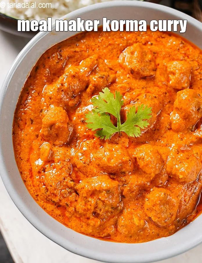 Step 45 – Serve<strong> soya malai korma </strong>hot with roti or rice of your choice.<br /> &nbsp;