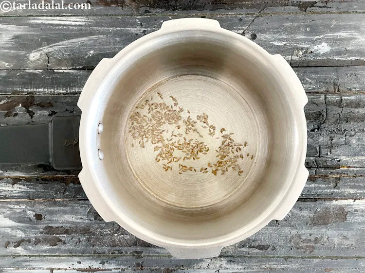 Step 13 – Add&nbsp;<meta charset="UTF-8" />1/2 tsp&nbsp;<a href="glossary-cumin-seeds-jeera-zeera-381i">cumin seeds (jeera)</a>&nbsp;and cook for a few seconds.