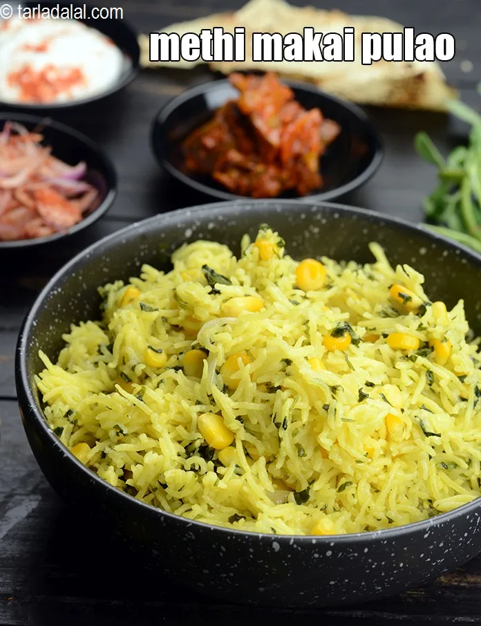 Step 23 – Serve <strong>corn methi pulao </strong>hot with fresh curds.