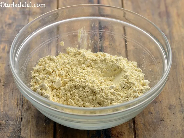 Step 2 – To prepare <strong>Healthy Methiche Pithle</strong>, in a deep bowl, take besan. Many people even roast …