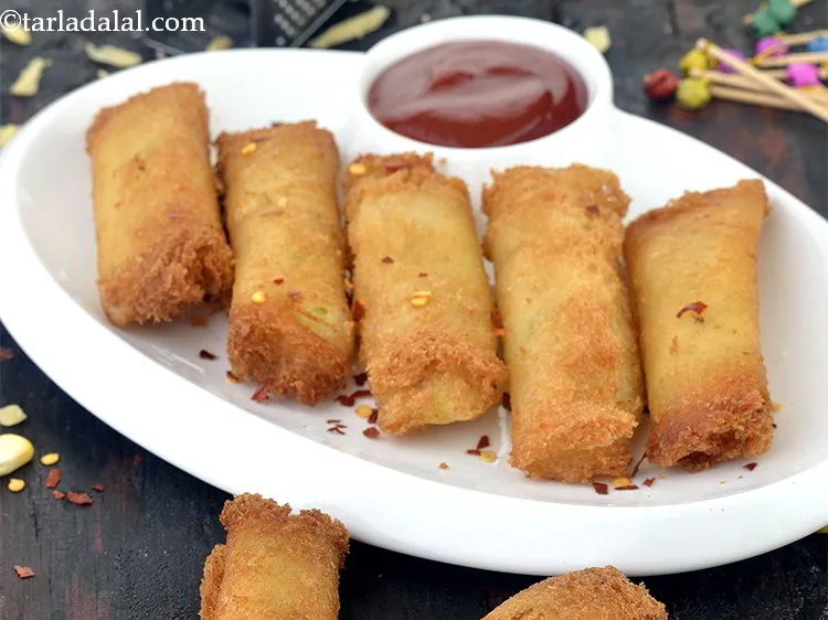 स्टेप 21 – <strong>मैक्सिकन ब्रेड रोल्स को | मैक्सिकन ब्रेड रोल | ब्रेड …