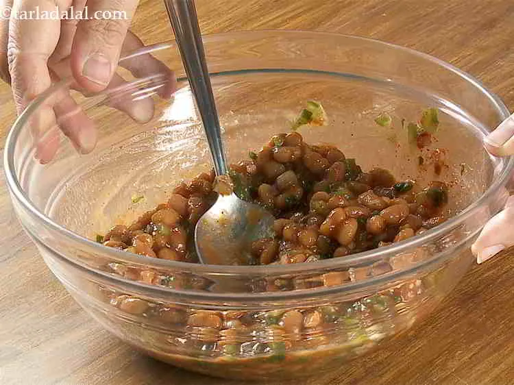 Step 10 – Mix well and your stuffing for the <strong>Mexican Dosa</strong> is ready!