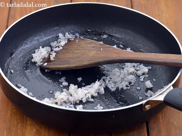 Step 13 – Saut&eacute; on a medium flame for 1 minute.