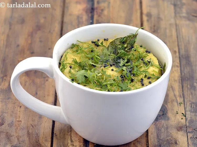 Step 25 – Finally put 2 tsp&nbsp;finely&nbsp;<a href="https://www.tarladalal.com/glossary-chopped-coriander-783i">chopped coriander (dhania)</a>&nbsp;evenly over it.