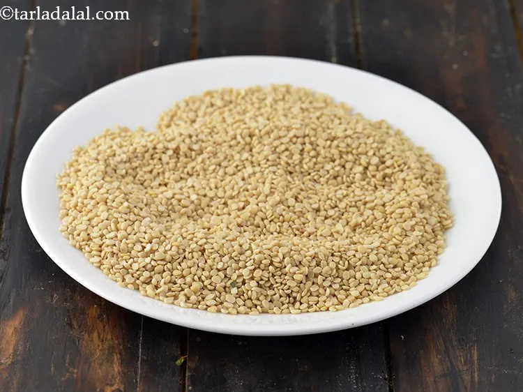 Step 4 – Remove on a flat plate.&nbsp;Spread it evenly and keep aside to cool.