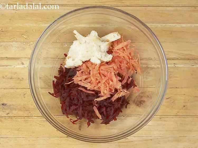 Step 4 – Quickly soak a bread slice in water, press and remove all the water and crumble …