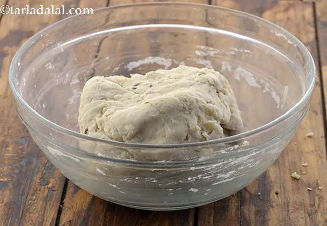 स्टेप 25 – अच्छी तरह से मिलाएं और पर्याप्त पानी का उपयोग करके …