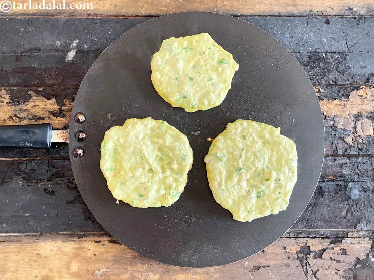 Step 38 – Let the jowar uttapam cook for a while.&nbsp;