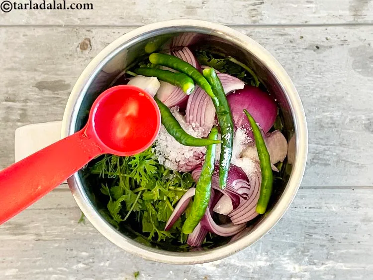 स्टेप 22 – बहुत कम पानी की मदद से एक मुलायम पेस्ट होने …