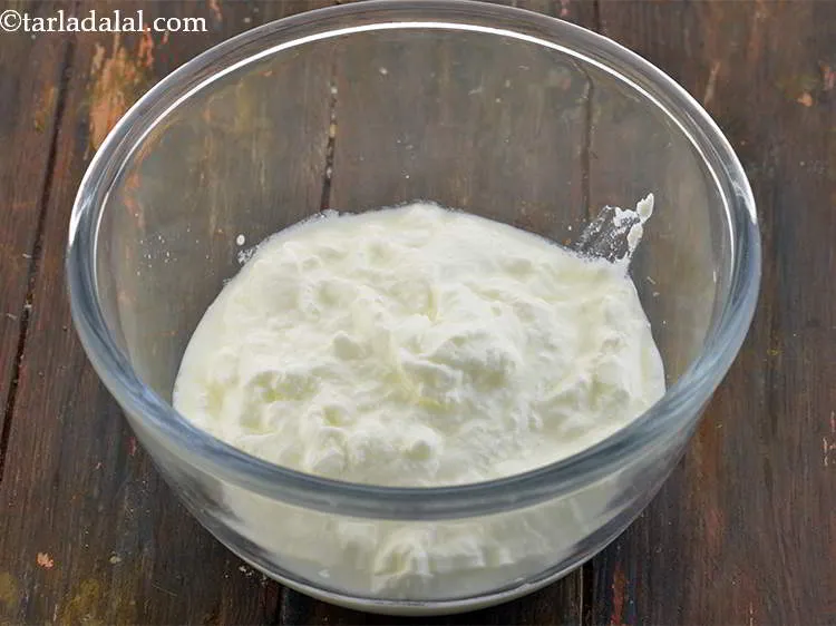 स्टेप 7 – <strong>वजन घटाने के लिए पुदीने का रायता</strong> बनाने के लिए …