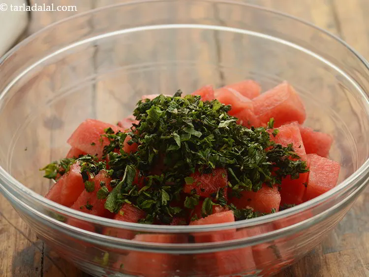 Step 18 – Add the chopped mint leaves to it.