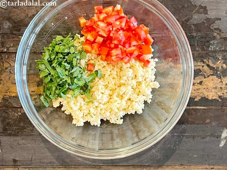 Step 14 – Add&nbsp;<meta charset="UTF-8" />1/2 cup&nbsp;<a href="glossary-chopped-tomatoes-779i">chopped tomatoes</a>.