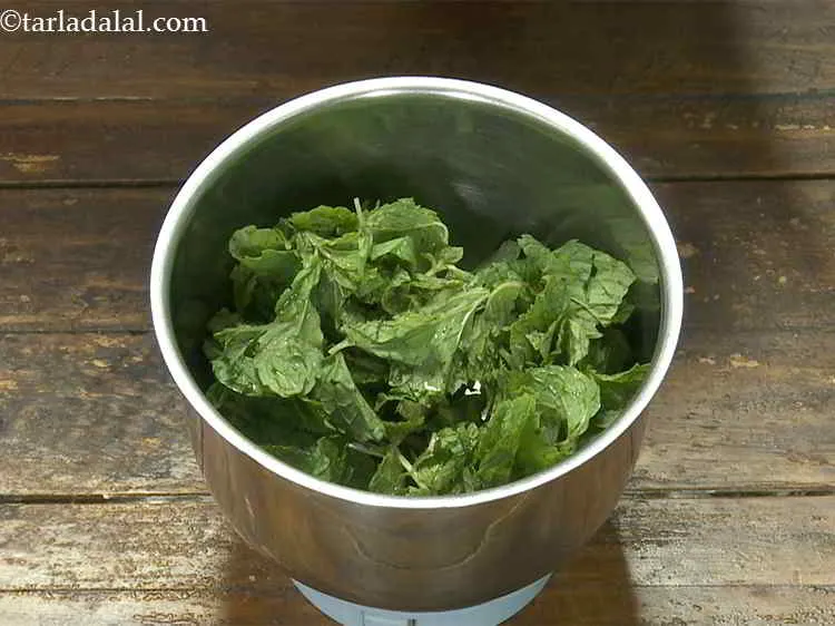 Step 4 – In a mixer jar, transfer the mint leaves. Mint leaves not only help in digestion, …