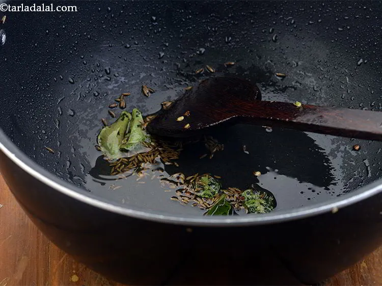 Step 23 – For the&nbsp;<strong>mirchi ka salan&nbsp;recipe | Hyderabadi mirchi ka salan | healthy mirchi ka salan |</strong>&nbsp;in …