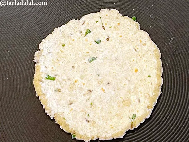 Step 17 – Allow it to cook on one side and then turn it over.&nbsp;