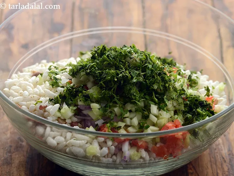 Step 16 – Add finely chopped coriander.