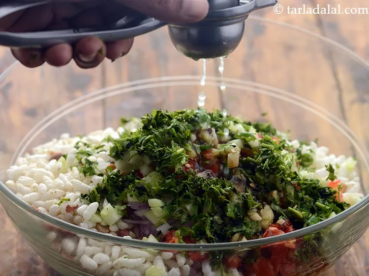 Step 18 – Add lemon juice for a tangy flavour.&nbsp;