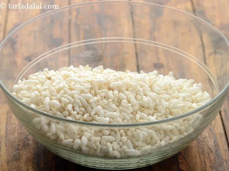 Step 4 – Add 4 cups thick puffed rice.