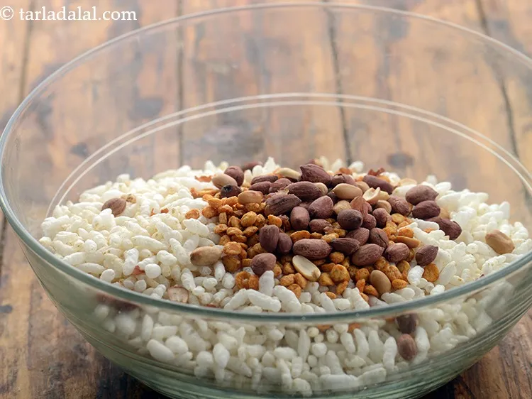 Step 6 – Add roasted peanuts.