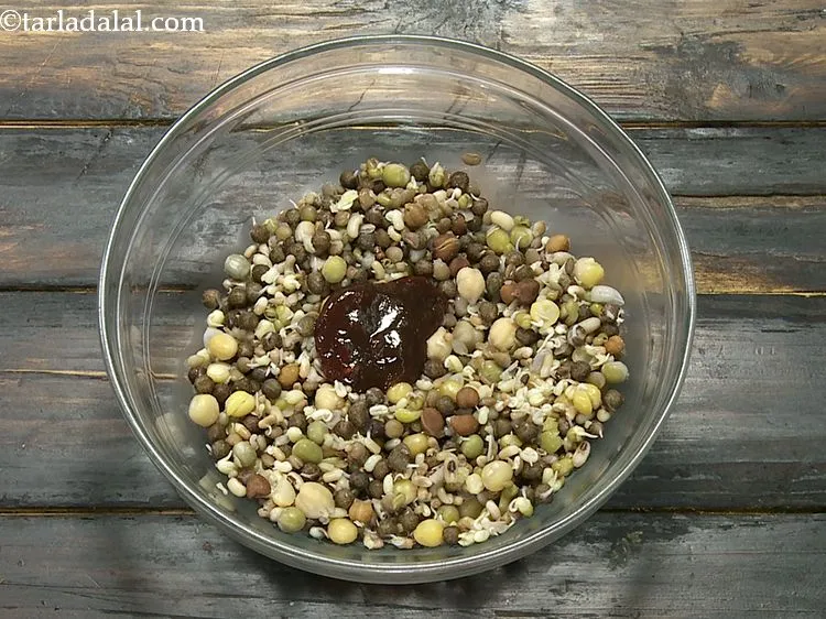 Step 7 – Add the sweet chutney.