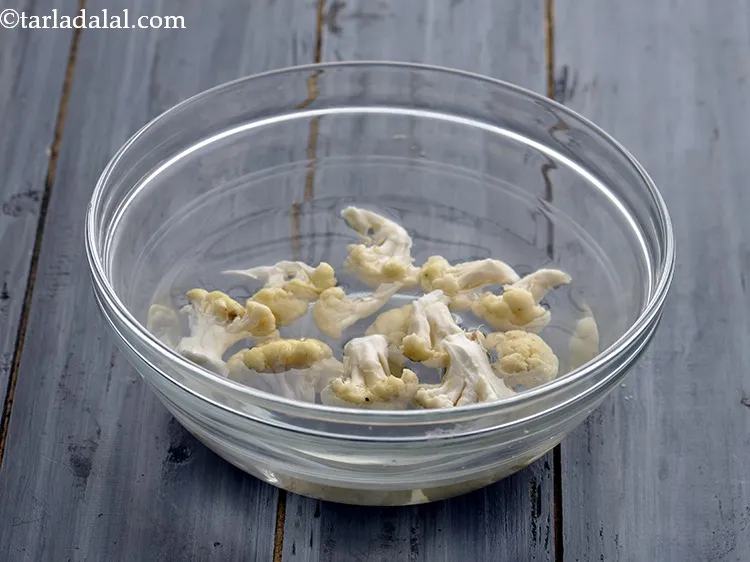 Step 11 – Wash the cauliflower florets very well with clean water to make it free of dirt …