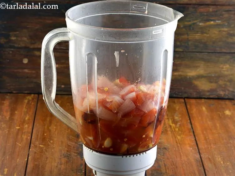 Step 10 – Once cooled, put all the ingredients in a blender jar.