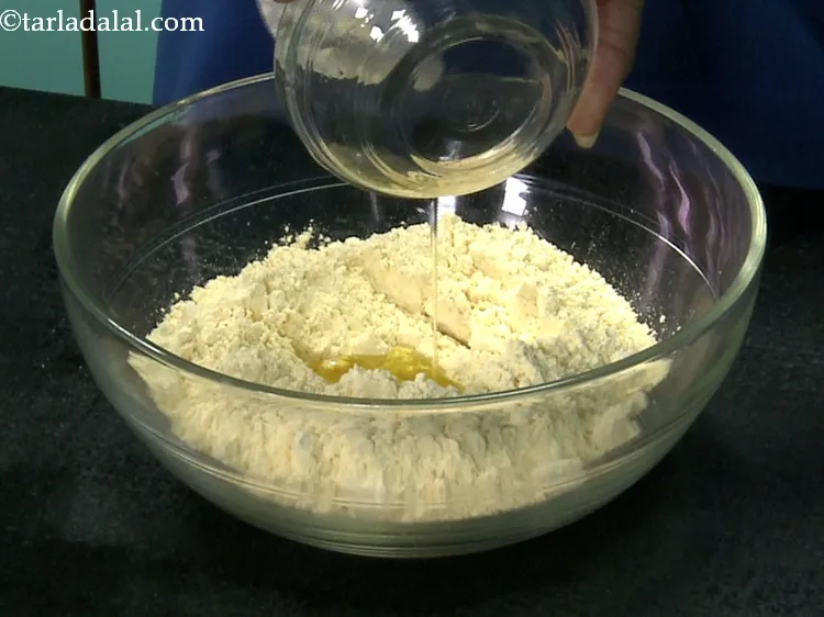 Step 6 – Pour 3 tbsp of melted ghee.