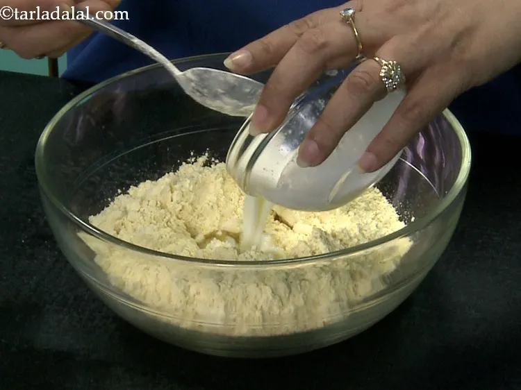 Step 7 – Next, pour 3 tbsp of milk.