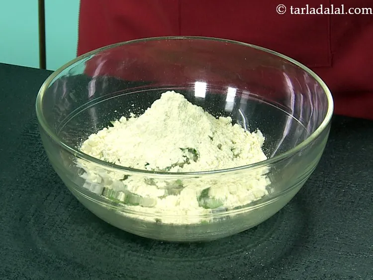 Step 6 – Add besan.&nbsp;You can also add whole wheat flour, bajra or ragi flour to the mooli …
