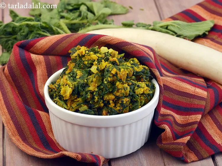 Step 16 – Serve&nbsp;<strong>mooli sabzi</strong>&nbsp;immediately. You can enjoy&nbsp;<strong>mooli aur patte ki subzi</strong>&nbsp;as a side-dish with your&nbsp;<a href="https://www.tarladalal.com/recipes-for-Must-have-Sabzis-for-Lunch-Indian-Veg-929" target="_blank">lunch</a>&nbsp;or&nbsp;<a …