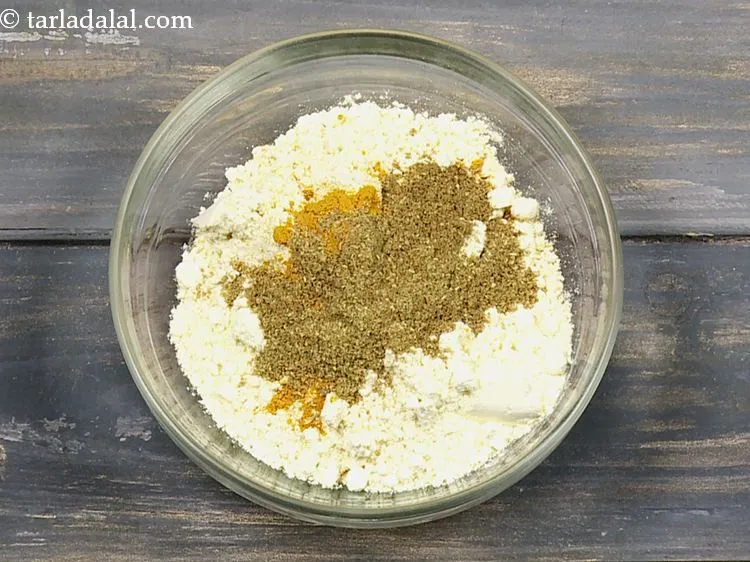 Step 3 – Add coriander-cumin seeds powder.