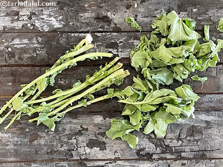 Step 14 – Add&nbsp;<meta charset="UTF-8" />1/4 cup&nbsp;<a href="glossary-chopped-radish-leaves-2207i">chopped radish (mooli) leaves</a>.&nbsp;The&nbsp;<a href="https://www.tarladalal.com/recipes-using-radish-leaves-503">radish&nbsp;leaves</a>&nbsp;contain more nutrition than its white root. …