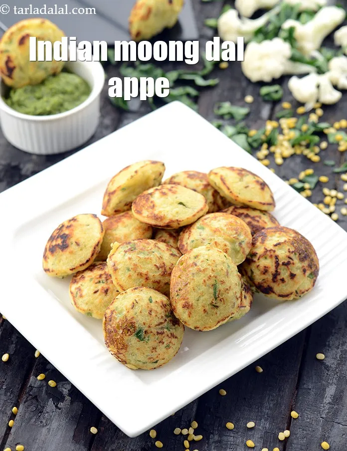 Step 28 – Serve immediately with <a href="https://www.tarladalal.com/healthy-green-chutney-32631r" target="_blank">healthy green chutney.</a>